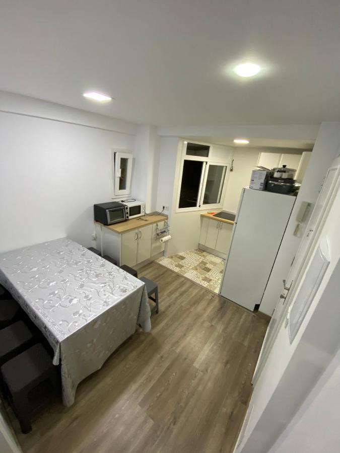 Piso Vacaciones En Familia O Amigos Apartment Malaga Exterior photo