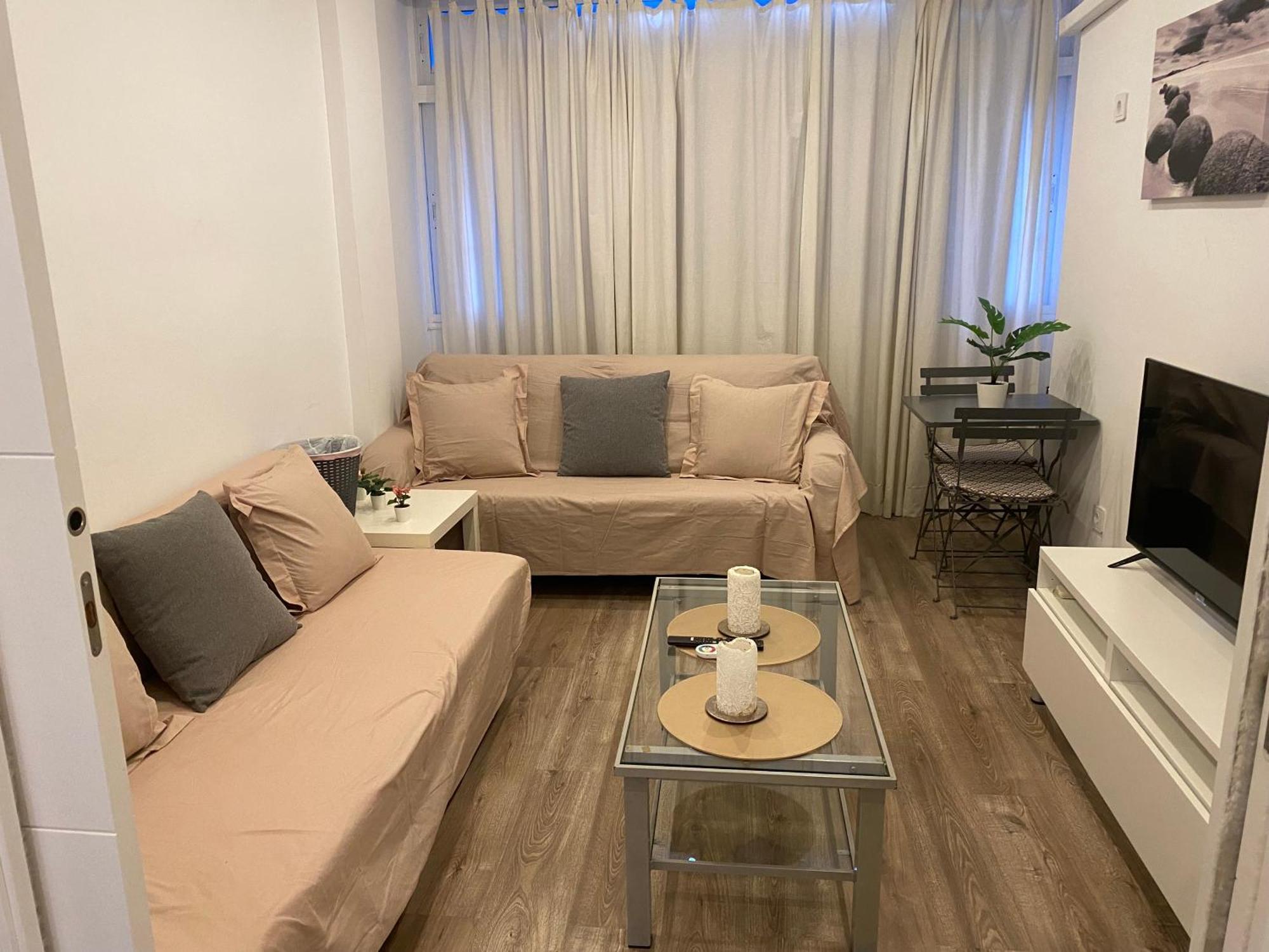 Piso Vacaciones En Familia O Amigos Apartment Malaga Exterior photo