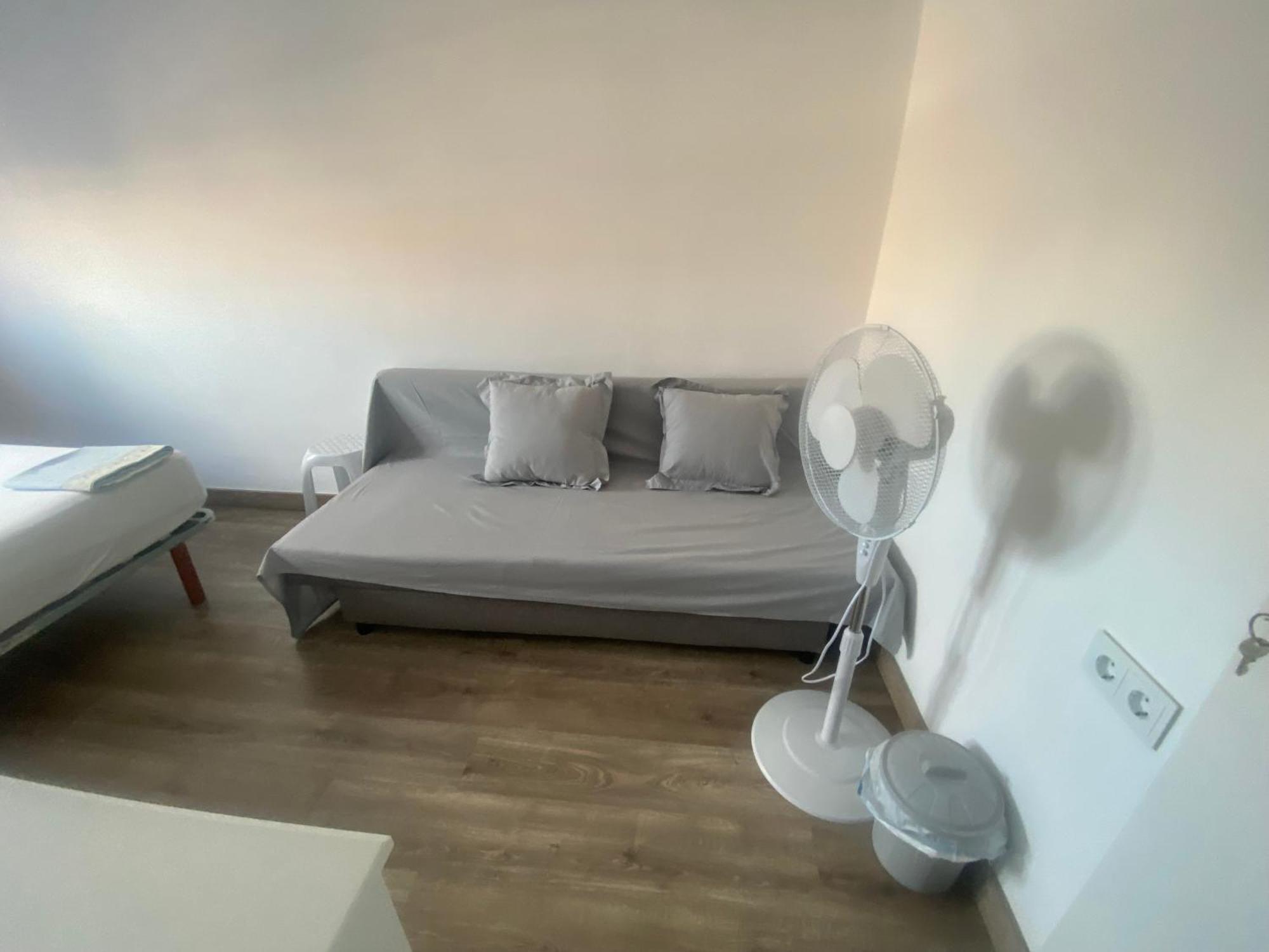 Piso Vacaciones En Familia O Amigos Apartment Malaga Exterior photo