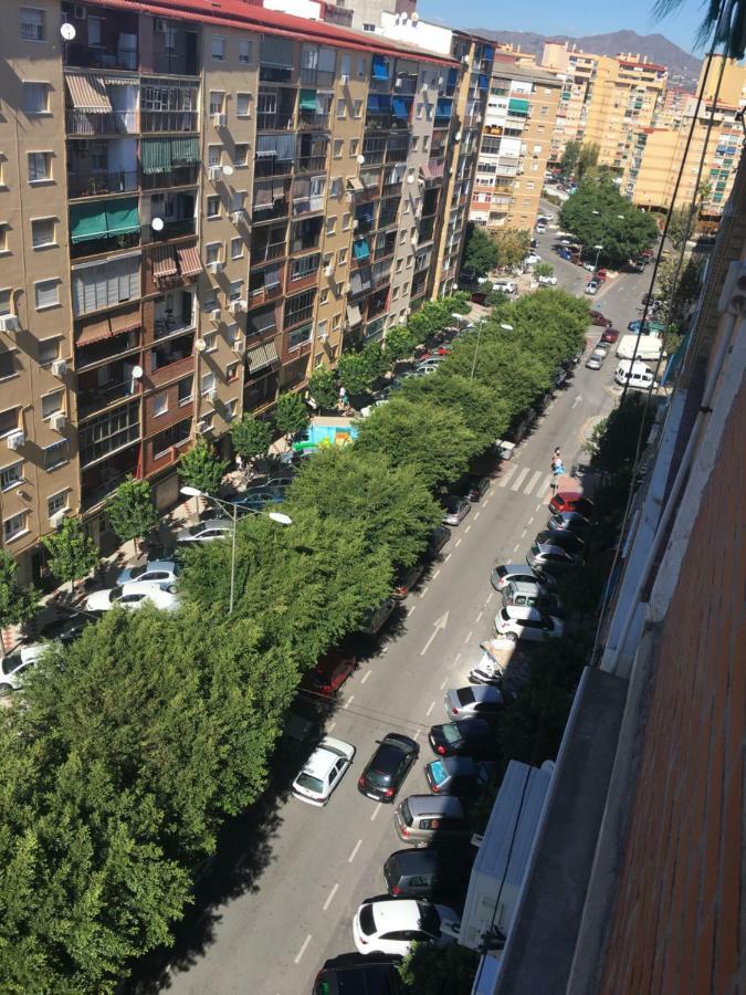 Piso Vacaciones En Familia O Amigos Apartment Malaga Exterior photo